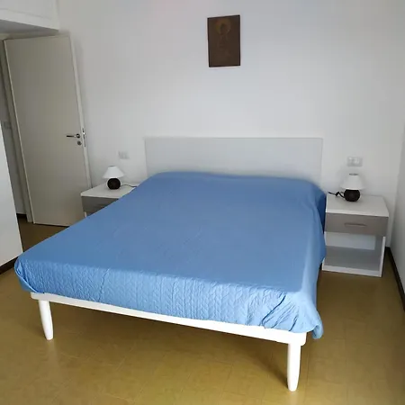 Vicino Al Mare E A 2 Chilometri Dalla Fiera 아파트